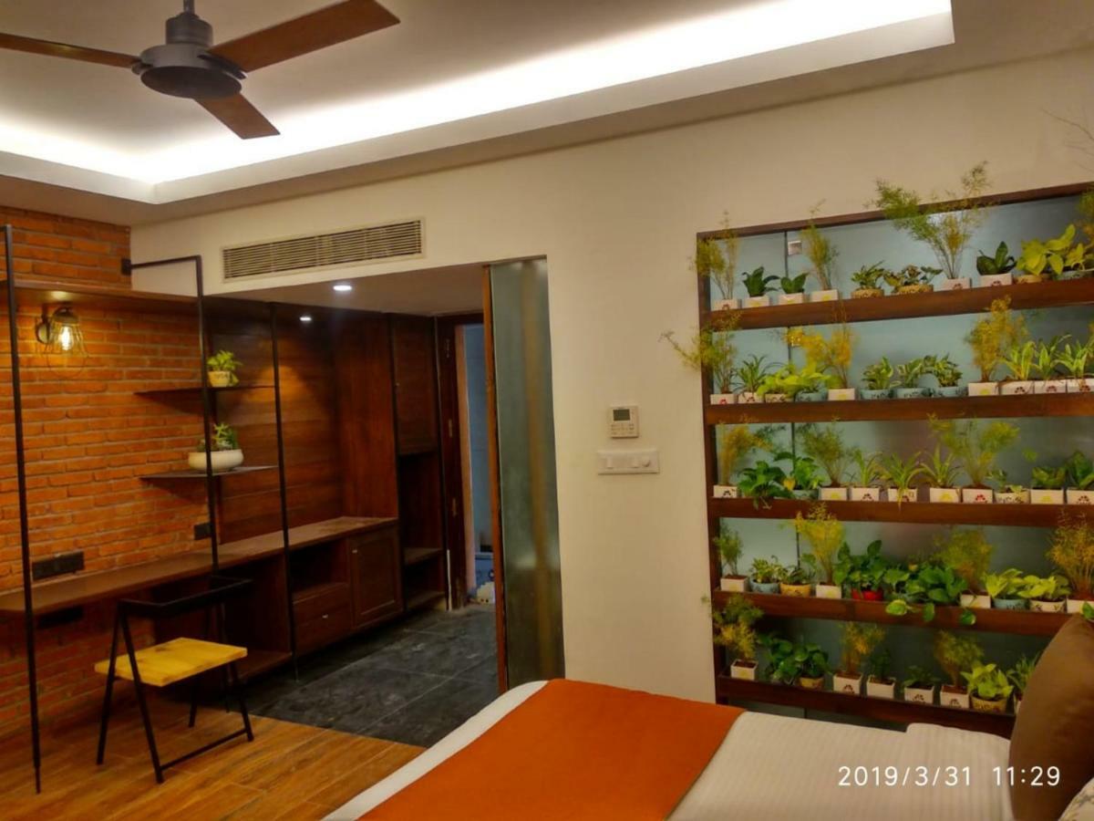 Virohaa Hotel New Delhi Exterior photo