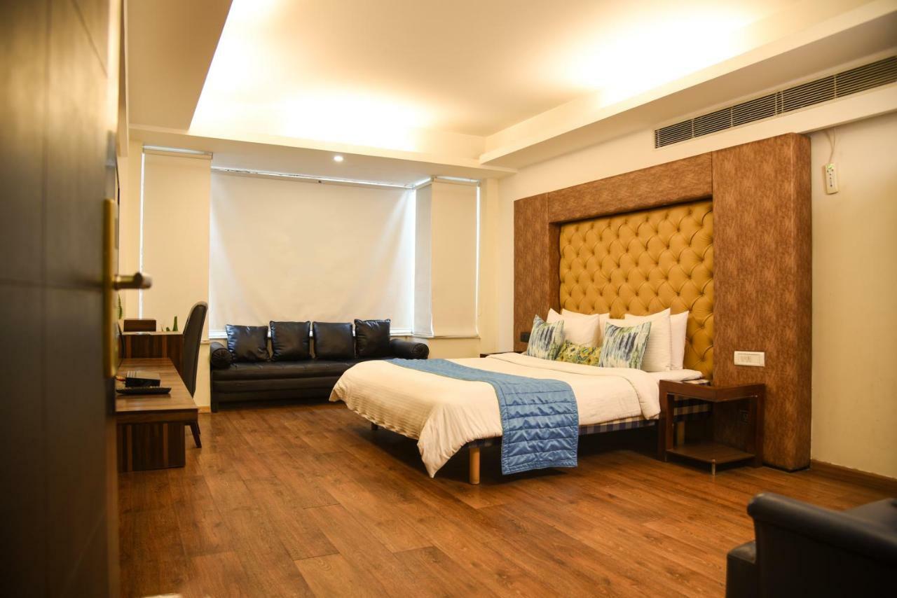 Virohaa Hotel New Delhi Exterior photo